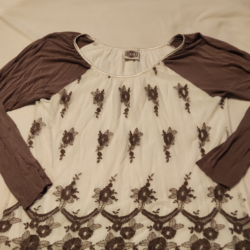 Vintage  Lace Blouse with Brown Sleeves